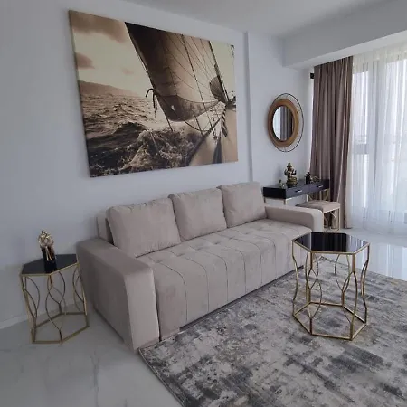 Amante By The Sea Mamaia